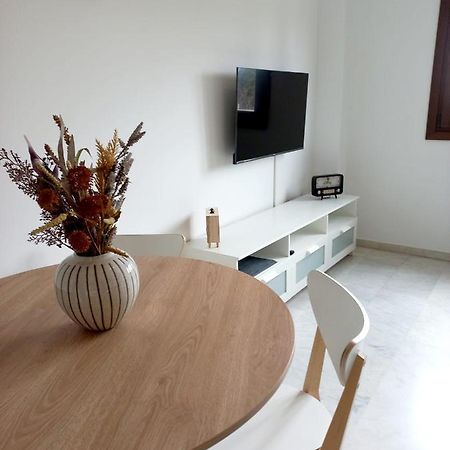 Ijd Apartments 9 Parking Gratis Y Piscina Bormujos Eksteriør bilde