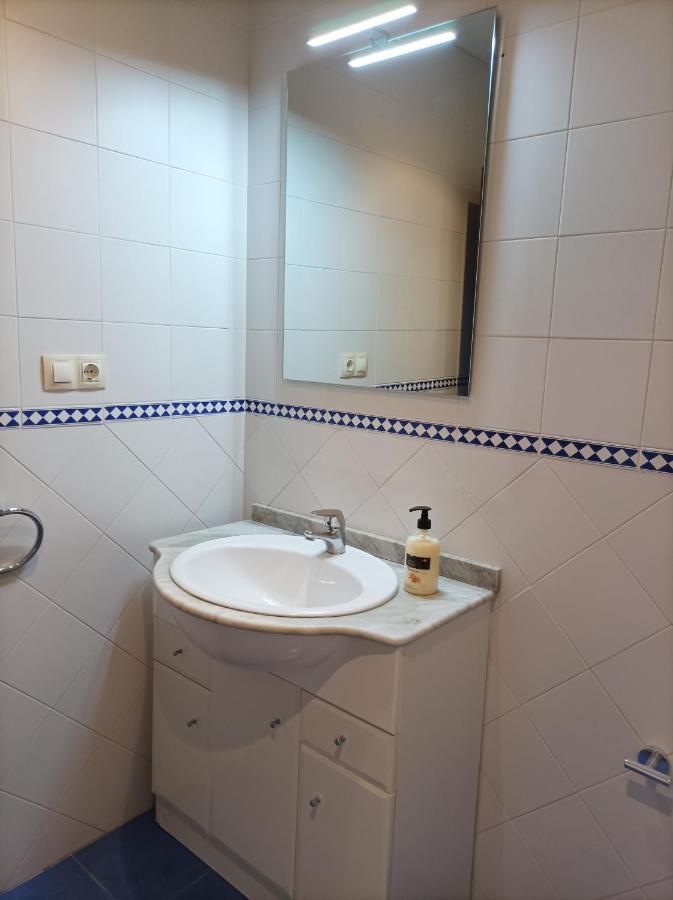 Ijd Apartments 9 Parking Gratis Y Piscina Bormujos Eksteriør bilde