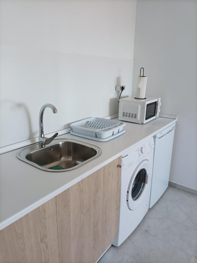 Ijd Apartments 9 Parking Gratis Y Piscina Bormujos Eksteriør bilde