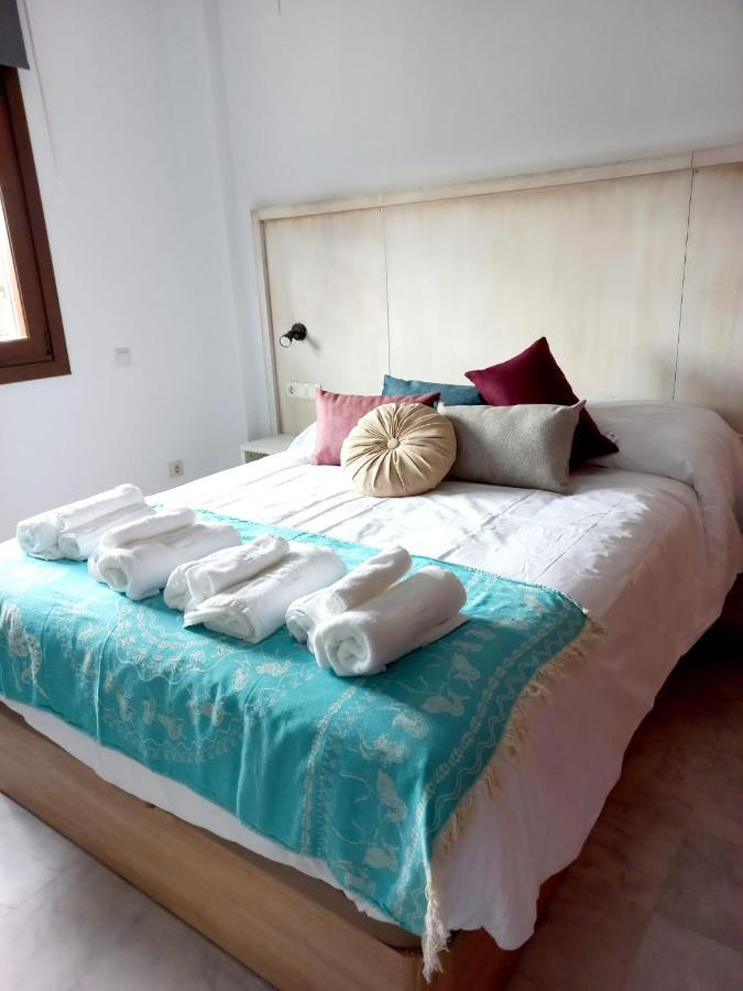 Ijd Apartments 9 Parking Gratis Y Piscina Bormujos Eksteriør bilde
